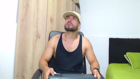 WALTER BROWN  online show from November 29, 4:21 pm