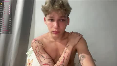 Snapshot of walterback chatting on February 28, 6:53 pm Mark and Tom online show from February 28, 6:53 pm