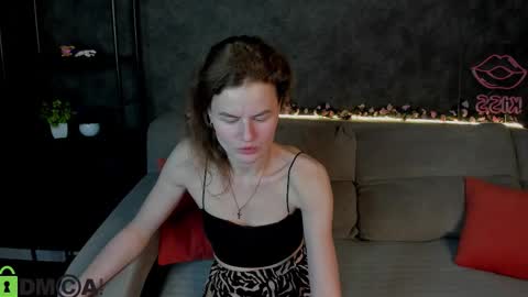 Wanda online show from March 11, 2:34 pm