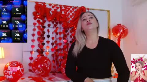 Snapshot of wandahairymilf chatting on February 15, 4:14 am Wanda online show from February 15, 4:14 am