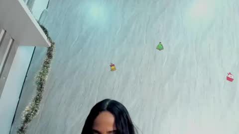 Snapshot of wandaloov chatting on December 3, 9:23 pm wanda online show from December 3, 9:23 pm