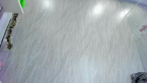 Snapshot of wandaloov chatting on December 19, 8:34 pm wanda online show from December 19, 8:34 pm