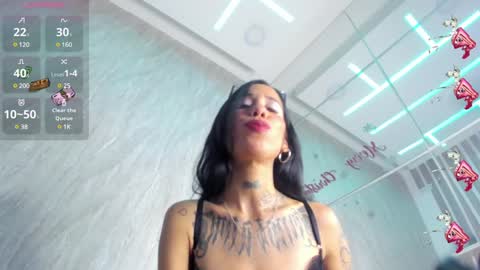 Snapshot of wandaloov chatting on January 14, 9:41 pm wanda online show from January 14, 9:41 pm