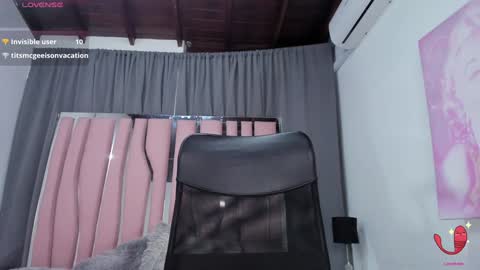 Snapshot of wandaxs69 chatting on February 6, 2:22 am wanda online show from February 6, 2:22 am