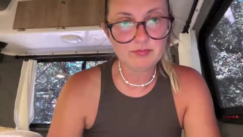 Jade  Adonis online show from March 7, 9:27 pm