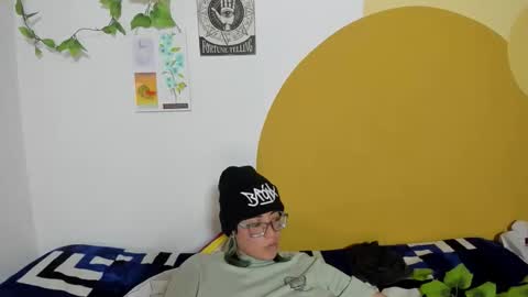 Waningrose  Lu online show from December 3, 1:57 am