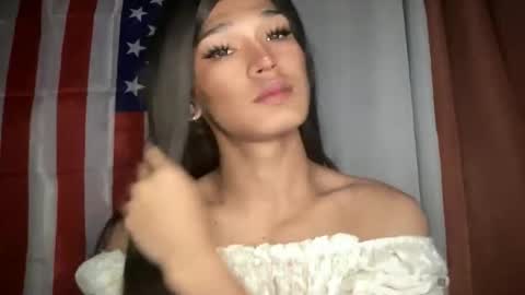 LIZA online show from April 18, 10:30 am