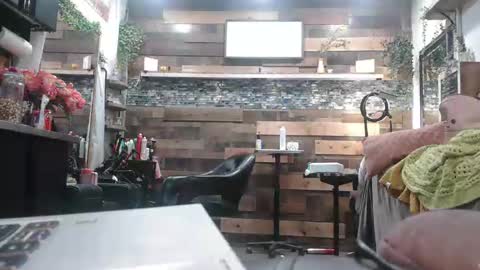 Snapshot of wantmymantofukme chatting on October 16, 12:11 am wantmymantofukme online show from October 16, 12:11 am