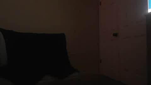 Snapshot of wantmymantofukme chatting on October 16, 12:17 pm wantmymantofukme online show from October 16, 12:17 pm