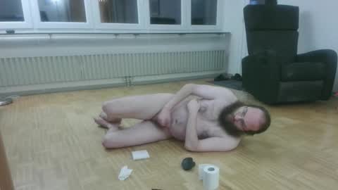 wantsahug online show from December 3, 10:52 pm