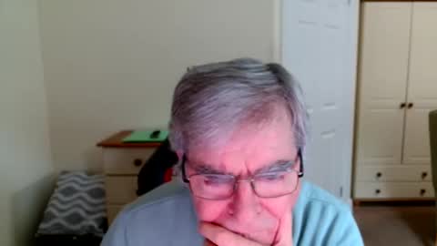 wanttobefree90 online show from June 1, 1:24 pm