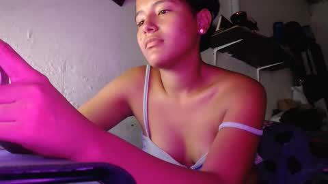 Snapshot of washbag14 chatting on February 15, 3:09 pm washbag14 online show from February 15, 3:09 pm