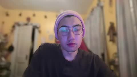 wasiancutie online show from March 17, 2:27 am