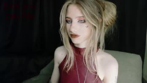 waterfallwoods online show from November 1, 6:21 pm