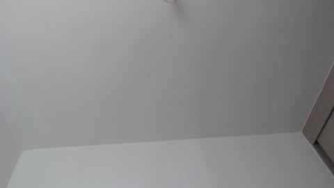 Trixie 3 online show from April 3, 1:20 pm