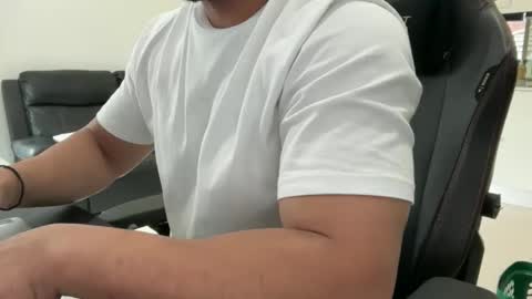 Weapon X online show from January 18, 9:40 pm