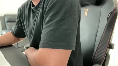 Weapon X online show from April 20, 11:06 pm