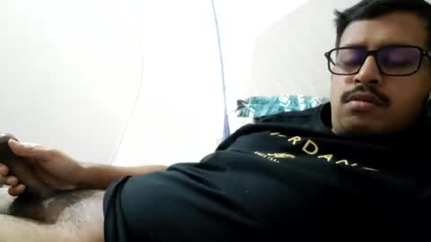Snapshot of wearcondom chatting on July 31, 7:41 am sexyguy online show from July 31, 7:41 am