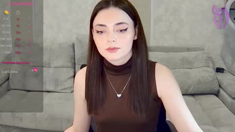 Snapshot of weareyoursun chatting on March 7, 6:43 pm Alice online show from March 7, 6:43 pm