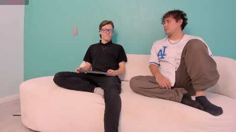 Jhonny Dick  his neighbors. online show from July 14, 2:01 pm