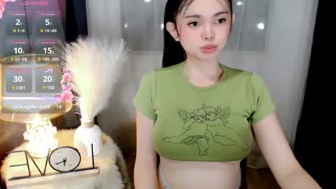 Snapshot of webcum_mami chatting on June 13, 11:46 pm mami abby online show from June 13, 11:46 pm