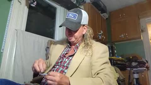 Snapshot of weber444 chatting on September 27, 7:24 am weber444 online show from September 27, 7:24 am