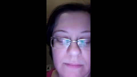 Snapshot of webgirl2 chatting on December 21, 6:02 pm Marina online show from December 21, 6:02 pm