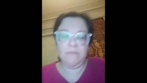 Snapshot of webgirl2 chatting on November 20, 7:02 pm Marina online show from November 20, 7:02 pm