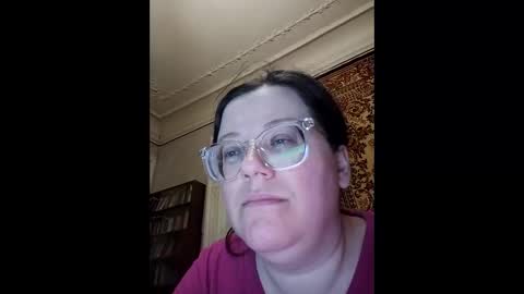 Marina online show from April 5, 9:56 pm