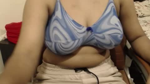 mina online show from October 4, 3:04 am