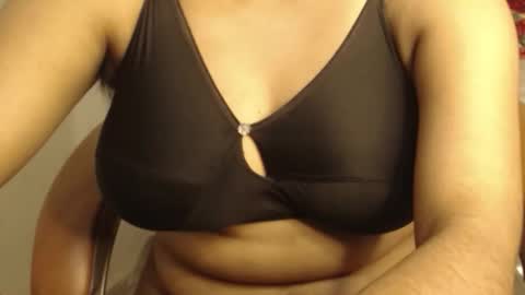 mina online show from March 6, 9:22 pm