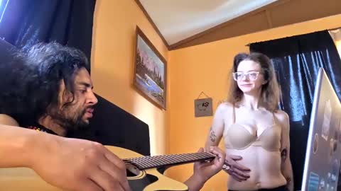 Snapshot of wecum2getdown chatting on February 22, 4:38 pm wecum2getdown online show from February 22, 4:38 pm