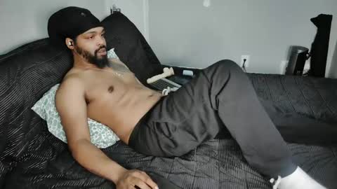 Snapshot of wedashit chatting on December 15, 6:04 pm WeDaShit Come Vibe with me . online show from December 15, 6:04 pm