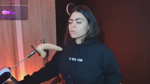 Snapshot of wednesdayfriday chatting on December 13, 7:53 pm Wednesday Please help me to reach 111 thumbs up online show from December 13, 7:53 pm