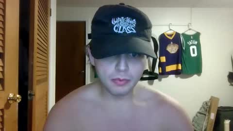 Snapshot of weenskir chatting on April 10, 5:34 am weenskir online show from April 10, 5:34 am