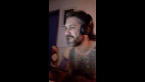 Snapshot of weigelj82 chatting on March 30, 9:54 am weigelj82 online show from March 30, 9:54 am