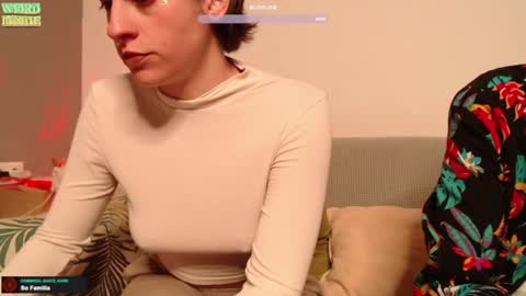 Alyssa and James online show from January 1, 9:09 pm