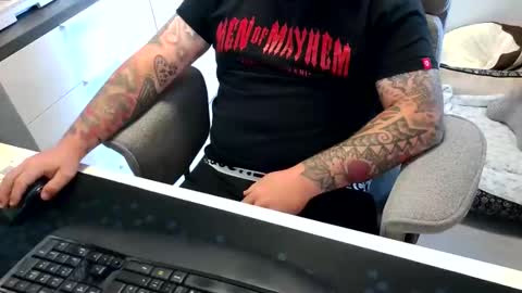 weldemann666 online show from May 27, 7:16 am