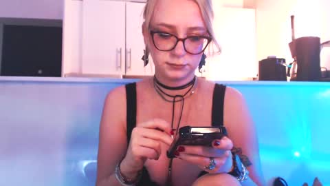 Liza online show from May 20, 2:18 am