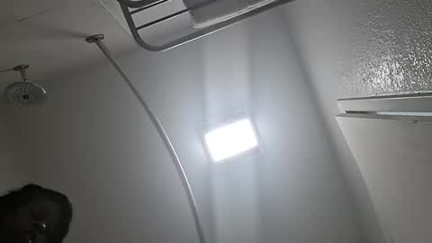 WeLuvDanger2xx online show from April 23, 4:57 am