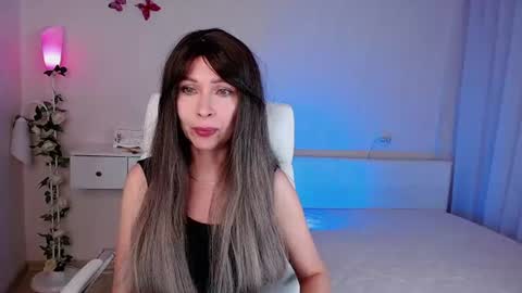Snapshot of wendifoster chatting on June 26, 6:56 pm Wendi Foster online show from June 26, 6:56 pm