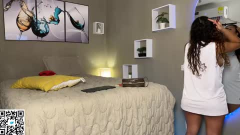 Wendy Alex online show from April 10, 1:44 am