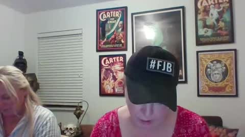 WendyCU online show from December 17, 3:17 am