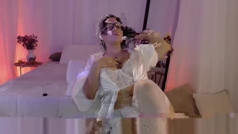 wendytease online show from April 19, 6:10 pm