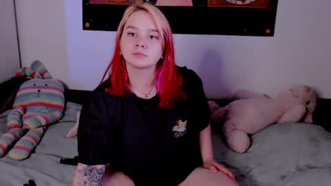 wendyycandy online show from June 18, 3:27 pm