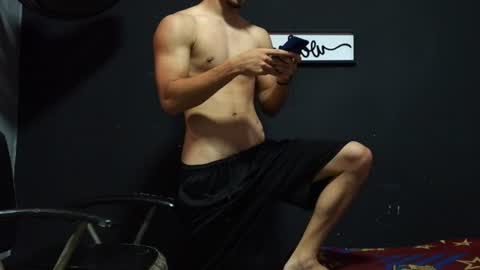 Snapshot of wesley_77 chatting on June 23, 10:41 pm wesley_77 online show from June 23, 10:41 pm