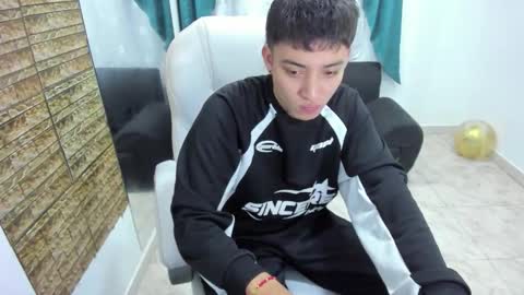 Snapshot of wesley_boy_ chatting on February 10, 7:07 pm Wesley Boy online show from February 10, 7:07 pm