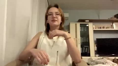 Snapshot of wesleypoledore chatting on November 6, 3:46 pm Polly online show from November 6, 3:46 pm