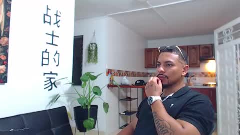 Wesley Rogger online show from February 20, 11:49 pm