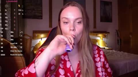 Lana online show from March 13, 8:04 pm